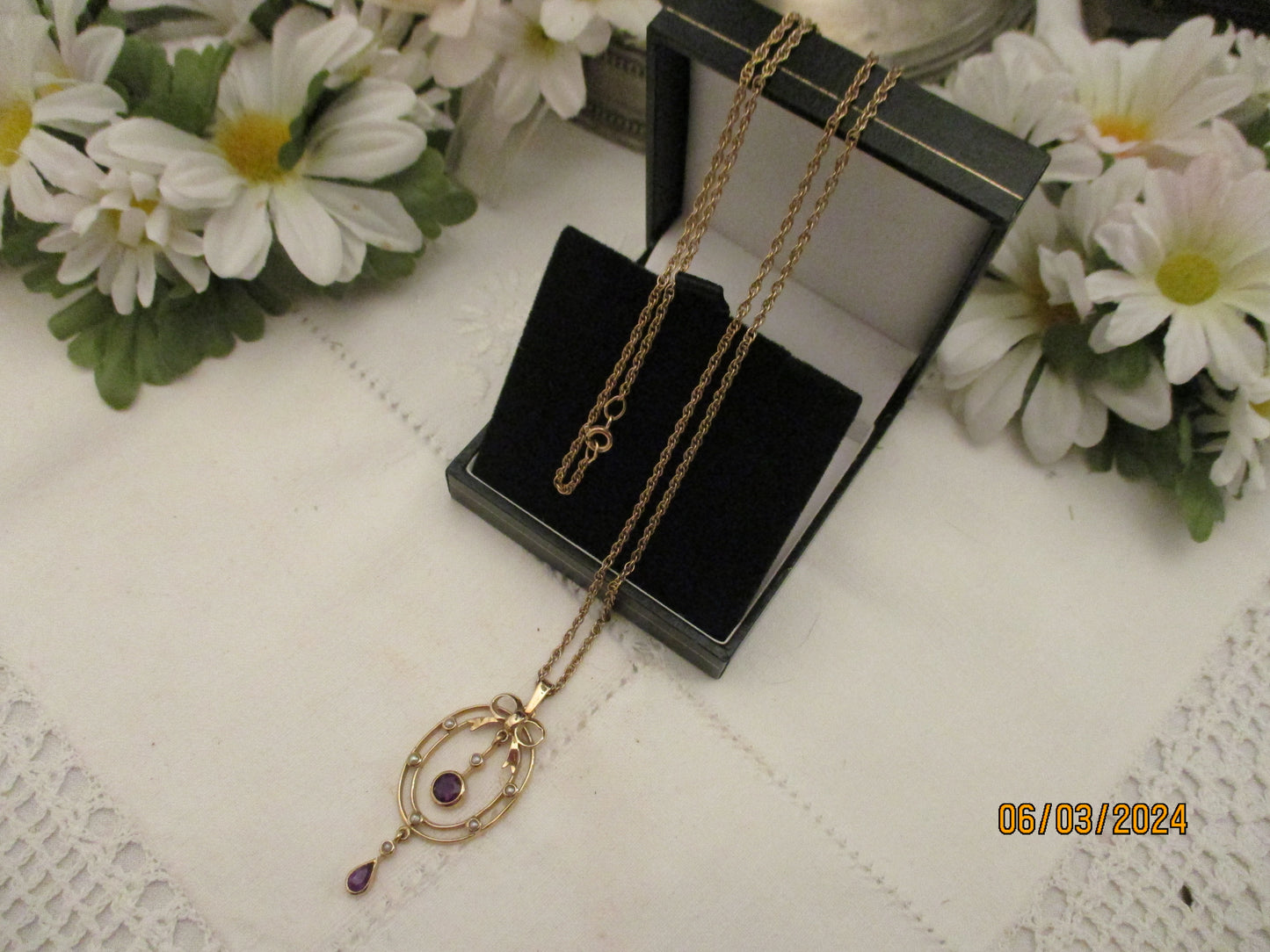Edwardian style pink stone pendant.