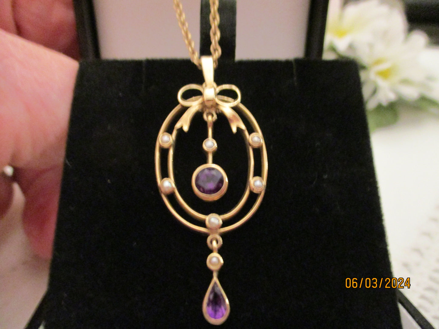 Edwardian style pink stone pendant.